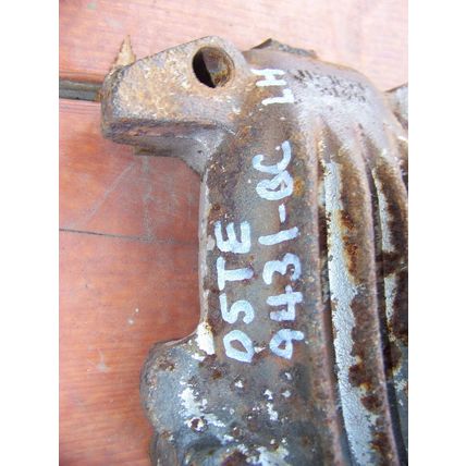 1975 1976 FORD TRUCK EXHAUST MANIFOLDS OEM #D5TE-9431-BC, D2TE-9430-AA