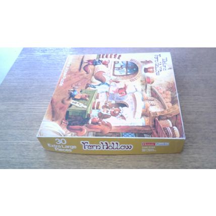 WINTER IN FERN HOLLOW Jigsaw Puzzle (30 Extra Large Pieces) Hestair (1980)