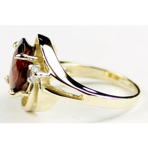 Mozambique Garnet, 10KY Gold Ring, R021