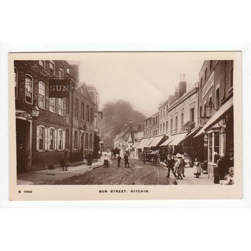 Sun Street Hitchin Postcard RP Hertfordshire