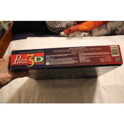 JEFF GORDON 1999 DuPPONT AUTO FINISHES CHEVEROLET MONTE WREBBIT Puzz3D Incomple