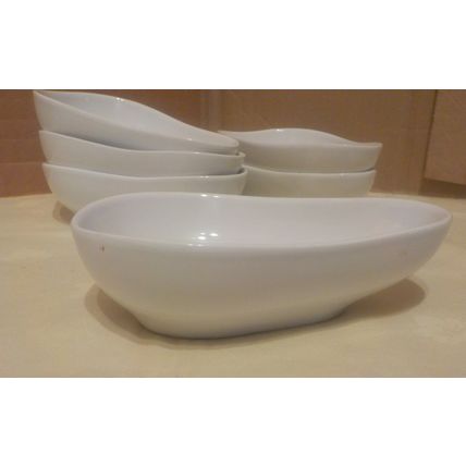 6 x White Retro Avocado Dishes