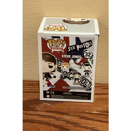 Funko Pop! Rocks: Sex Pistols - Steve Jones #32 Limited Figure (Box & Protector)
