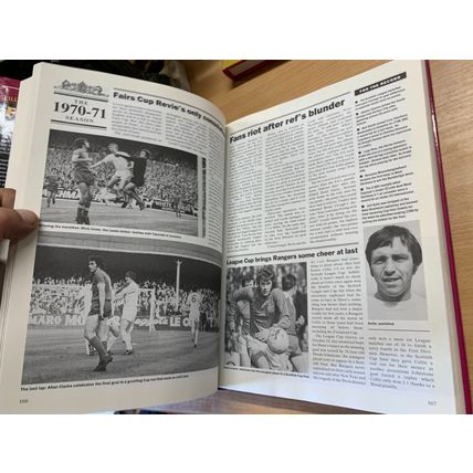1997 THE SUNDAY TIMES ILLUSTRATED HISTORY OF FOOTBALL 1.5kg HEAVY HB BOOK (P8)
