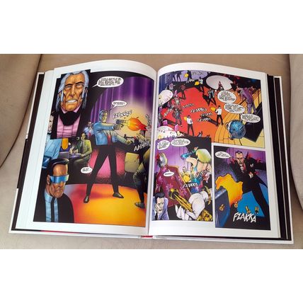 Judge Dredd : The Mega Collection : America : Graphic Novel : Hardback