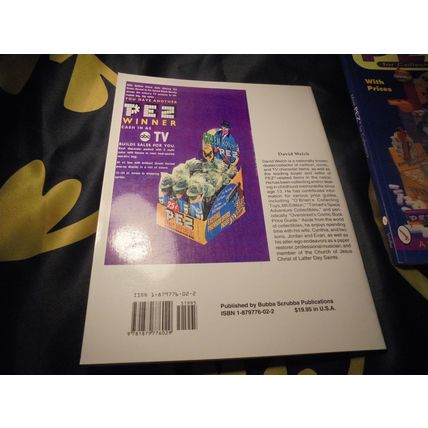 PEZ COLLECTOR'S PRICE GUIDE MAGAZINES LOT! $25.00 Shipped! These are both in NM
