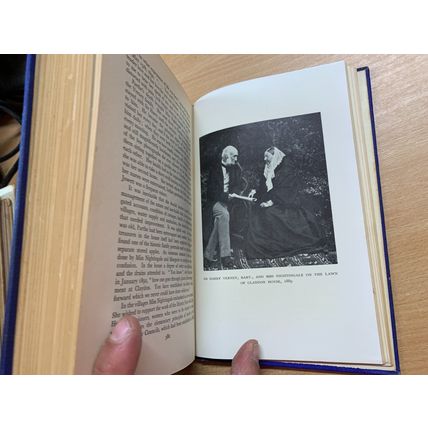 1950 "FLORENCE NIGHTINGALE" 1ST ED CECIL WOODHAM-SMITH ILLUSTRATED HB BOOK (P5)