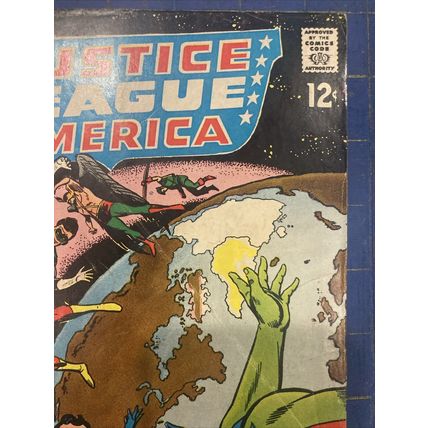 DC COMICS JUSTICE LEAGUE OF AMERICA #71 "Death Orbit" May 1969 FN-