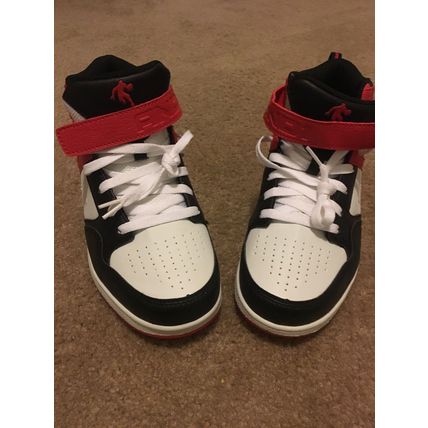 AND1 Youth Boys Red White Black Athletic Shoes Sneakers High-Top Size 6