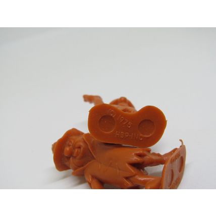 Nabisco ? Hanna - Barbera Productions 1975 Flintstones Figures 7/8 (c14)