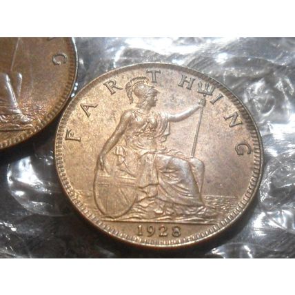 2 x 1928 George V farthing.