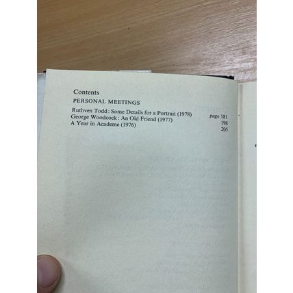1981 JULIAN SYMONS 1ST EDITION "CRITICAL OBSERVATIONS" HARDBACK BOOK (P3)