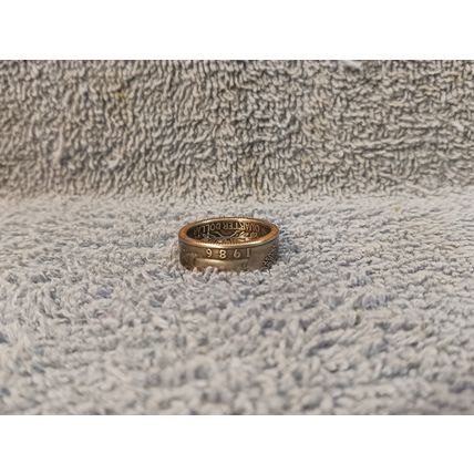 1986 Washington Quarters, Handmade Coin Ring, Size 8
