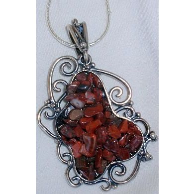H cut stones pendant