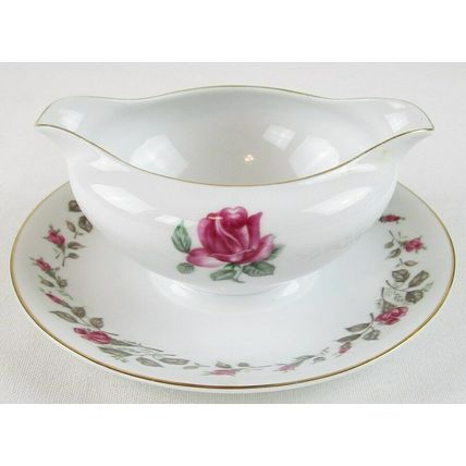 Diamond China Moss Rose Gravy Boat with Attached Underplate, Japan, Excellent!!