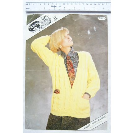 1985 Abigail 7013 cardigan DK