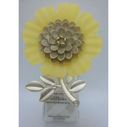 Bath & Body Works Wallflower Diffuser Plug flower Yellow Sunflower