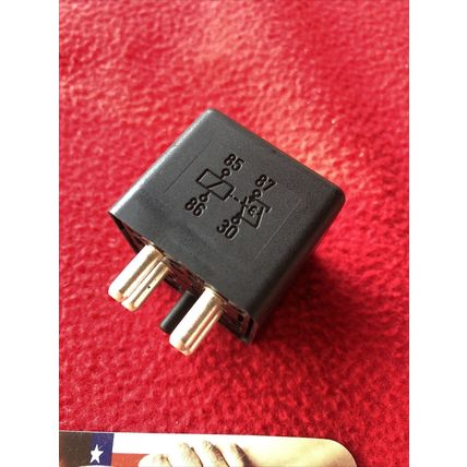 BMW E30 Porsche 968 944 Mercedes Fiat Lancia Volvo ABS Relay Bosch 332002171