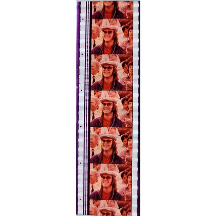 Pk DAU - J - MIX - a 002B. 1 STRIP OF 5 - 35MM FILM CELLS. (E J )