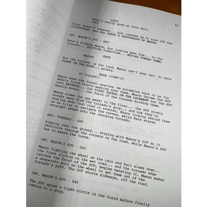 Twisters Movie Script Signed- Autograph Reprints- 121 Pages- Glen Powell