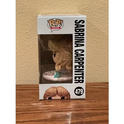 Funko Pop! Rocks - Sabrina Carpenter #479 Vinyl Figure (Box & Protector)