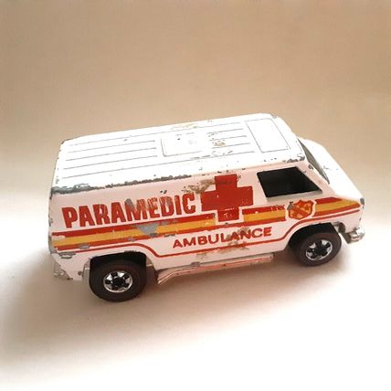 Hot Wheels 1970s Redline Paramedic Super Van Ambulance GMC Chevy Chevrolet