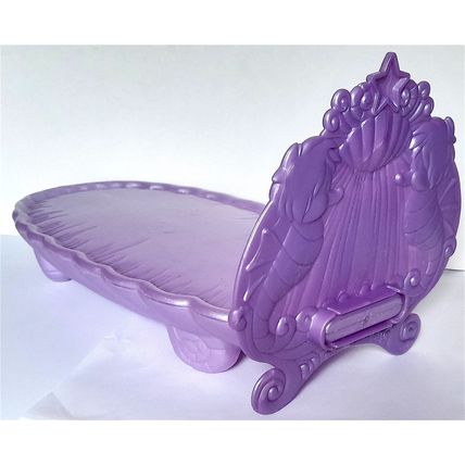 2000's BARBIE BED / DIVAN - PINK / MAUVE COLOUR - 31 X 17 cm VERY GOOD