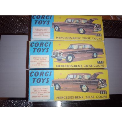 Corgi - 230 Mercedes-Benz 220 SE Coupe Replica/Copy Box