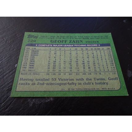 1982 Topps Card # 229 Geoff Zahn Near Mint (7) California Angels