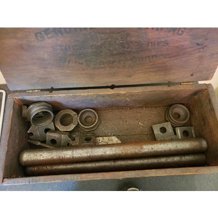 Vintage Armstrong Bridgeport Conn. USA Pipe Threader in Original Wood Box