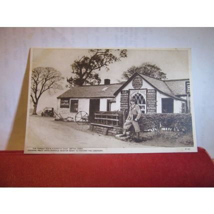 A PRIEST AT BLACKSMITH'S SHOP, GRETNA GREEN,SCOTLAND unused vintage postcard =