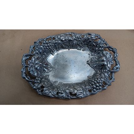 Vintage Arthur Court Heavy Oval Grapes And Vines Serving Platter Tray 14"
