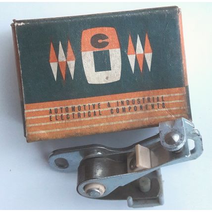 TRIUMPH VAUXHALL SAAB BEDFORD CONTACT SET AS DELCO-REMY DB102 / 7953448