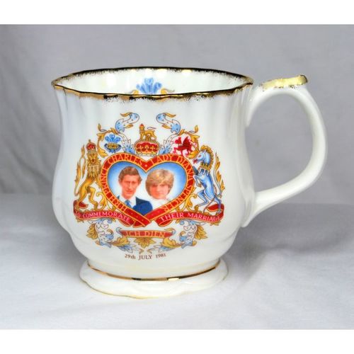 Charles Diana Royal Wedding Mug 1981 Bone China Boxed 2535