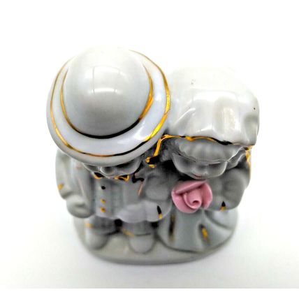 Bride & Groom Ceramic Glazed Figurine 4 1/2" - Adorable! Fast Shipping!!!