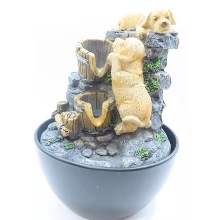 Water Fountain Golden Labrador 18 CM LED Colour Changing Home Decor Gift