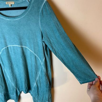 Democracy Women's Blue Asymmetrical Tunic Top M Long Sleeve with Pockets