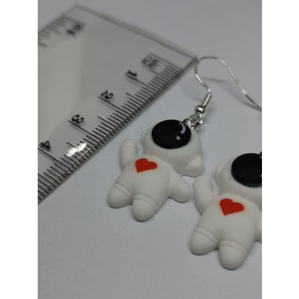 Astronaut/Spaceman Love Heart Fun/Quirky/Funky Kawaii Silver Plated Earrings