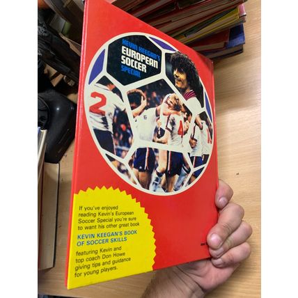 1980 "KEVIN KEEGAN'S EUROPEAN SOCCER SPECIAL" FOOTBALL ANNUAL HB BOOK (P3)