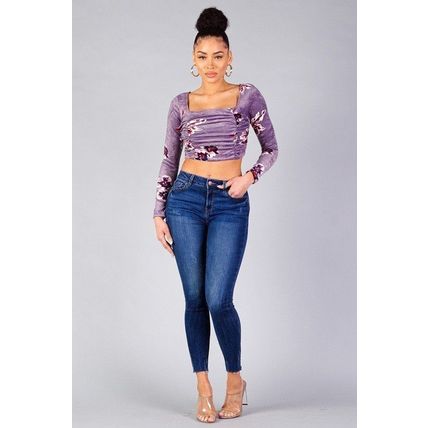 Women's Ruched Velvet Floral Back Tie Crop Top