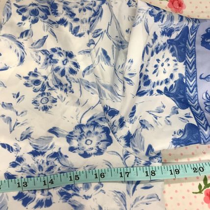 Maldila V-Neck Bohemian Maxi Dress Blue White Floral NWT Size Small Fit Flare