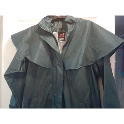 Target Dry Bushcoat cagoule - New - 100% waterproof coat