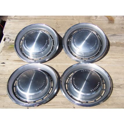 1970 CHRYSLER NEW YORKER HUBCAPS (4) OEM 15" HOLLANDER #349