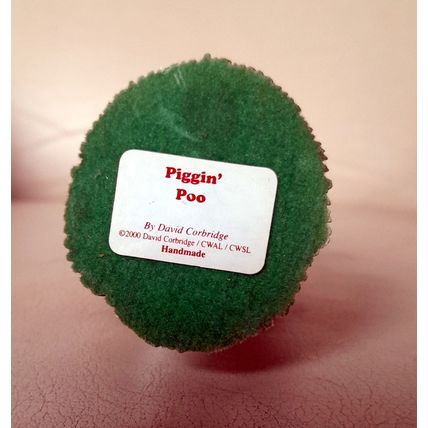 Piggin' Pigs by David Corbridge : Piggin' Poo