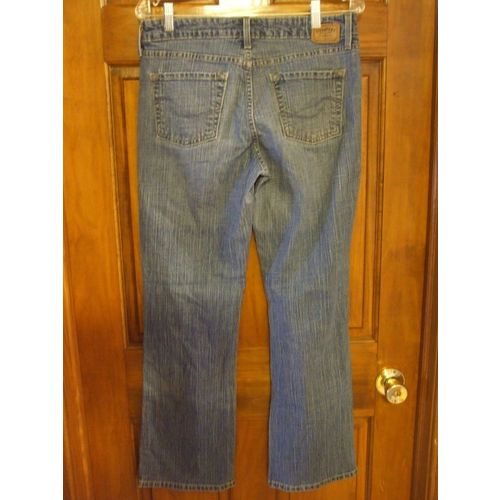 Levi Strass & Co. Signature Mid Rise Bootcut Jeans - Size 10M