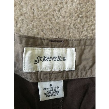 St. John's Bay Women's Casual Shorts Zip & Button Pockets Brown Size 8