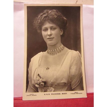 H.R.H. PRINCESS MARY c.1922 unused postcard b/w RP /