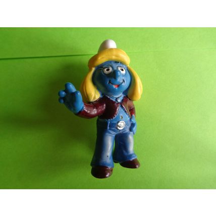 Trendy smurfette smurf