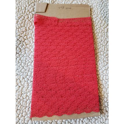 Chantilly Lace Trim - 1" x 9 yards - Red Floral