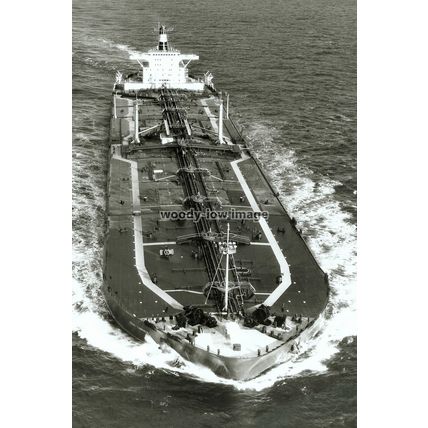 tc0213 - Esso Oil Tanker - Esso Cambria , built 1969 - photograph 6x4